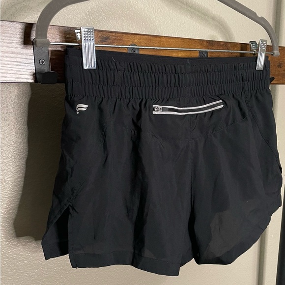 Fabletics Black Running Workout Shorts Size XS - Picture 4 of 5